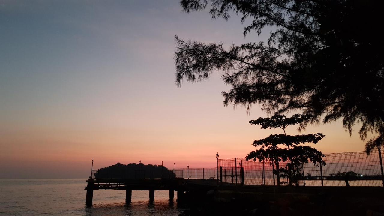 Pd Batu 9 Cocobay Apartment With Family Kampong Tanah Merah  Bagian luar foto