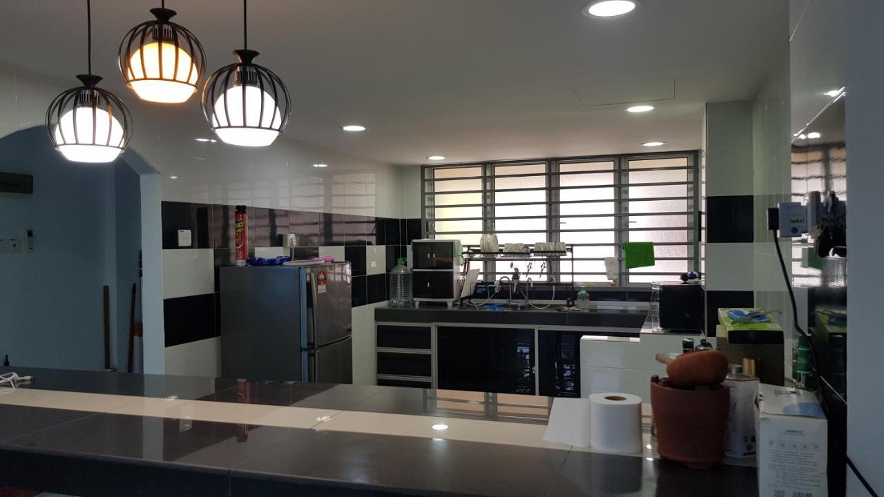 Pd Batu 9 Cocobay Apartment With Family Kampong Tanah Merah  Bagian luar foto