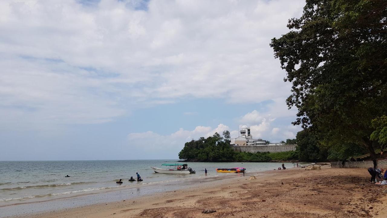 Pd Batu 9 Cocobay Apartment With Family Kampong Tanah Merah  Bagian luar foto