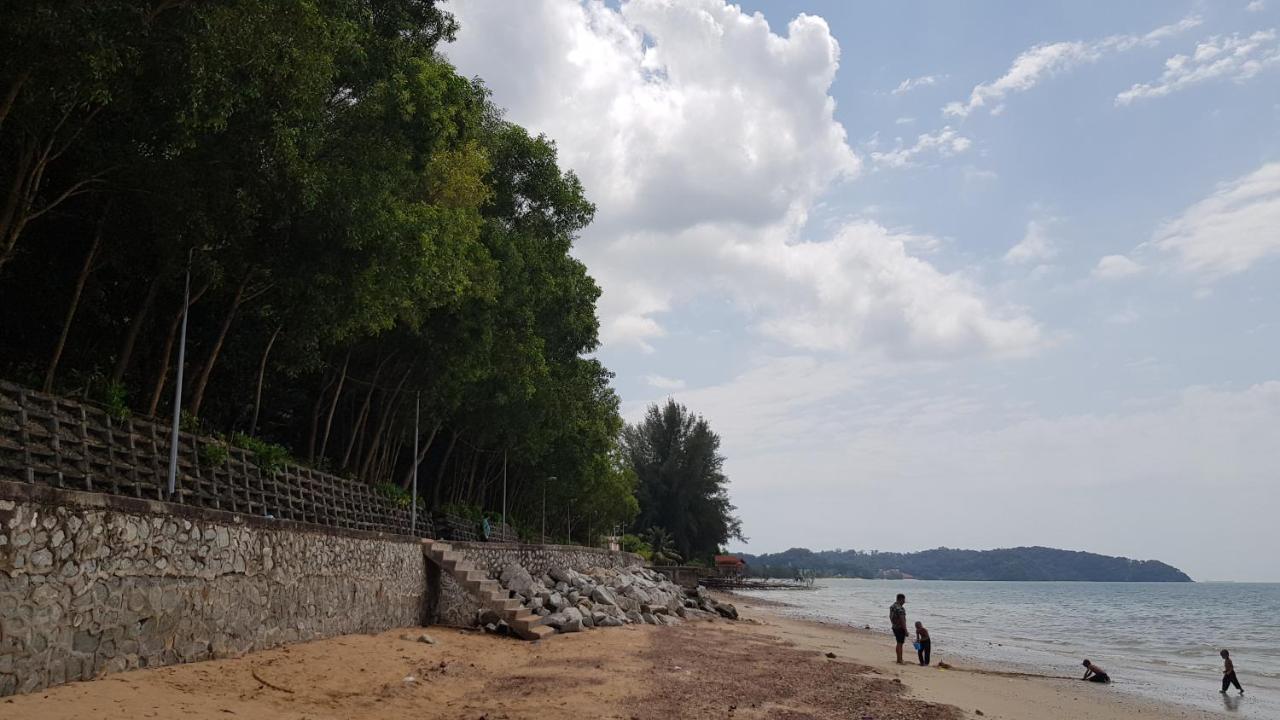 Pd Batu 9 Cocobay Apartment With Family Kampong Tanah Merah  Bagian luar foto