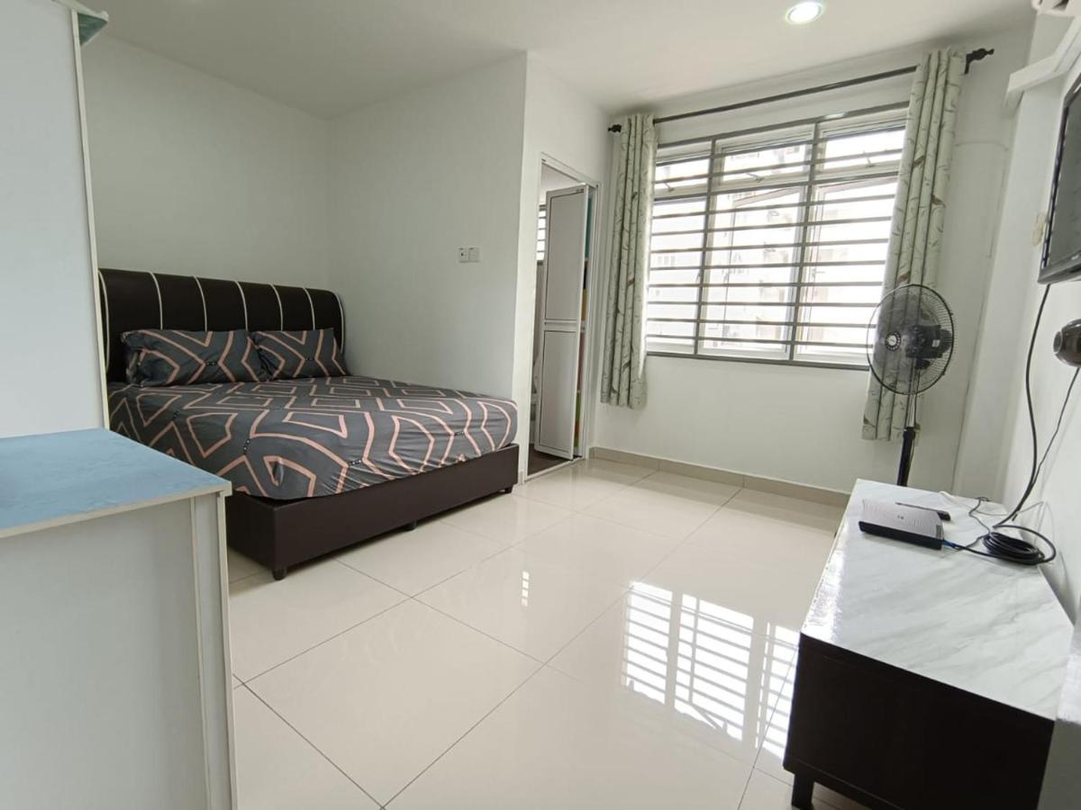 Pd Batu 9 Cocobay Apartment With Family Kampong Tanah Merah  Bagian luar foto